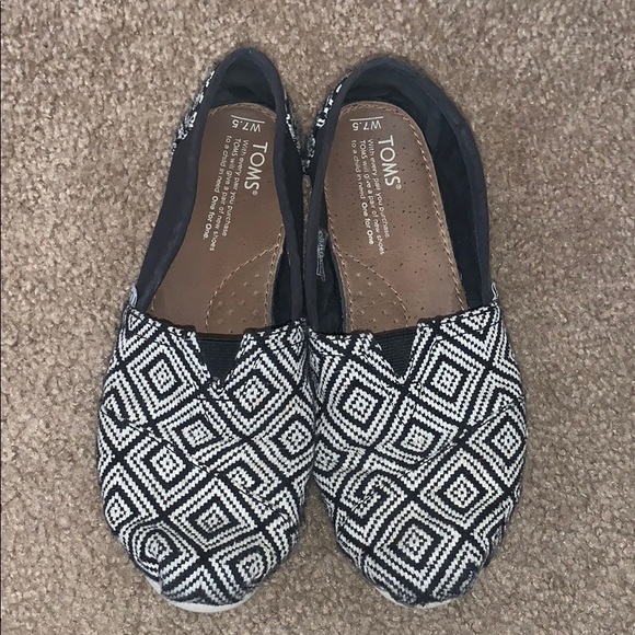 SOLD❗️BUNDLE of 4 TOMS🤩 size 7.5 - Picture 5 of 5